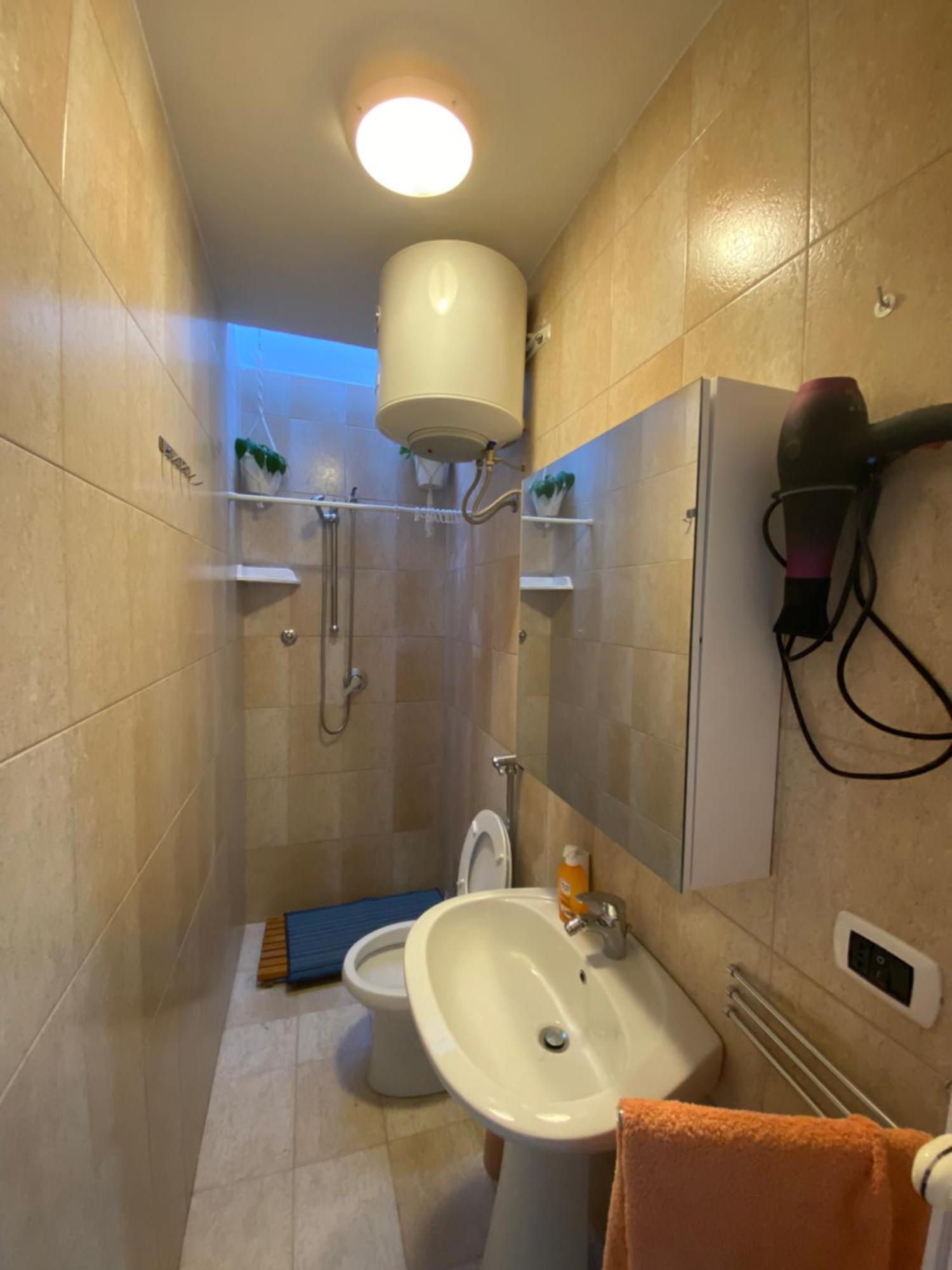 La Torretta Del Surfista Villa Taranto Kültér fotó
