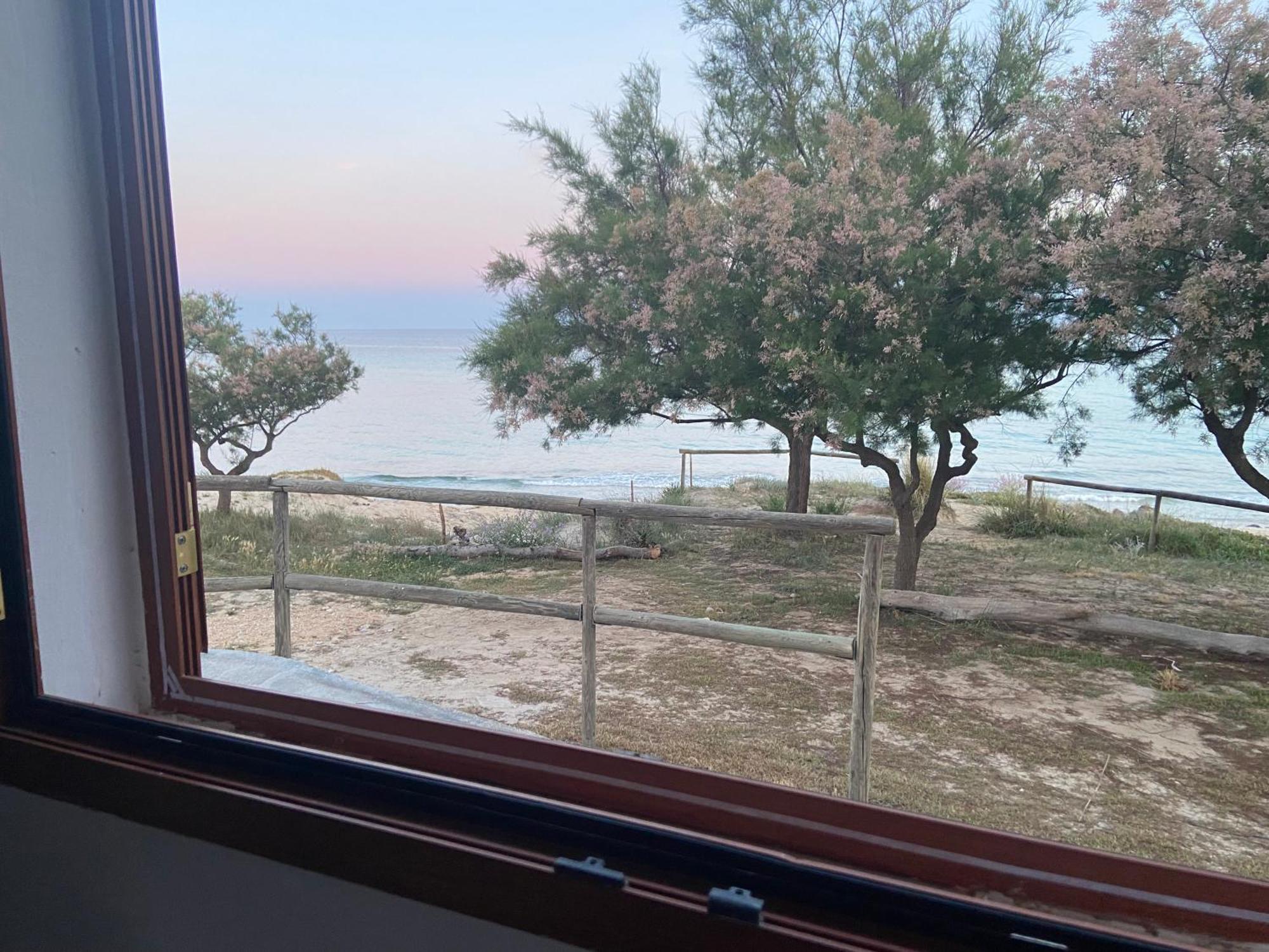 La Torretta Del Surfista Villa Taranto Kültér fotó